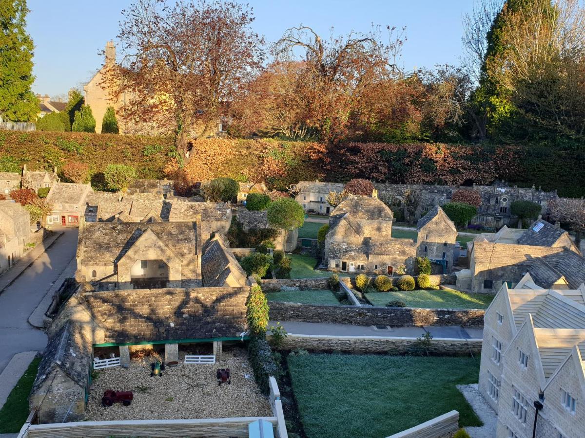 The Old New Inn Bourton-on-the-Water Bagian luar foto