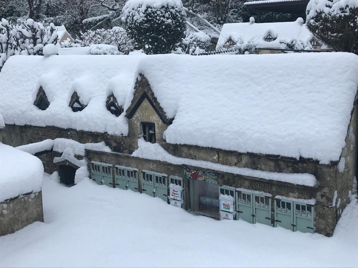 The Old New Inn Bourton-on-the-Water Bagian luar foto